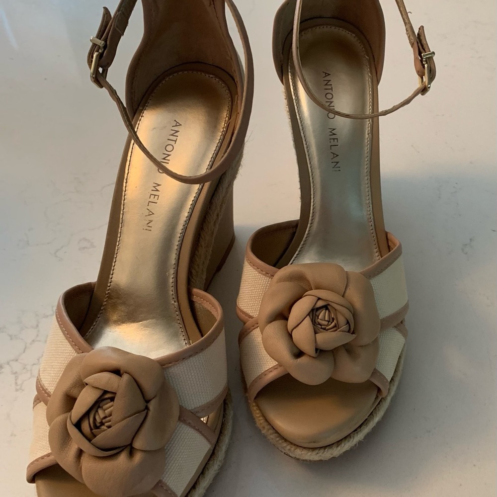 ANTONIO MELANI Tan Floral Wedge Sandals